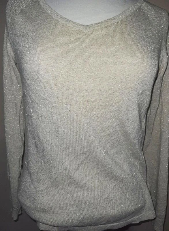 Light sparkling V-neck sweater women’s size 38 - M – photo 3